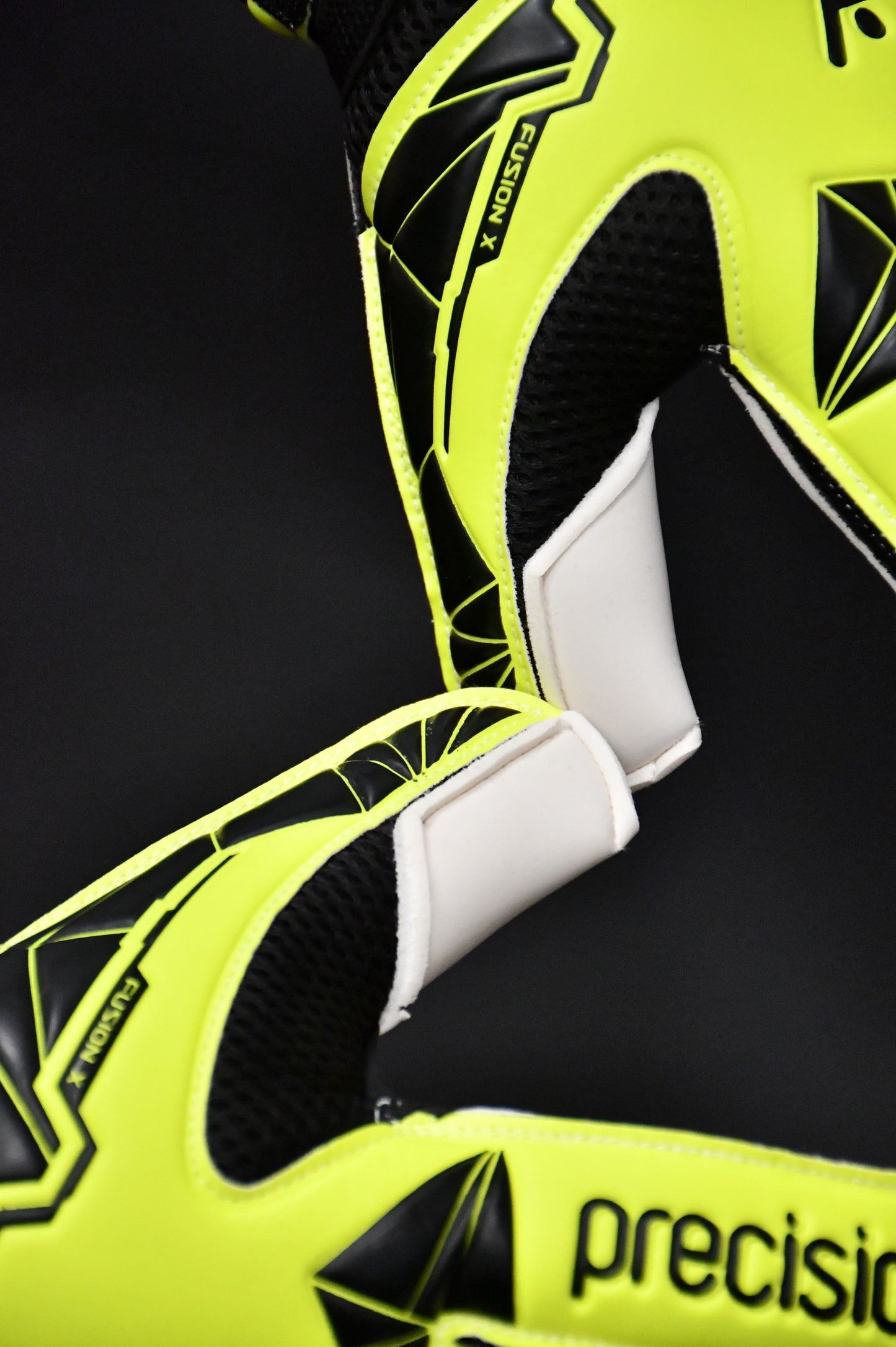 Precision Fusion X Flat Cut Essential GK Gloves